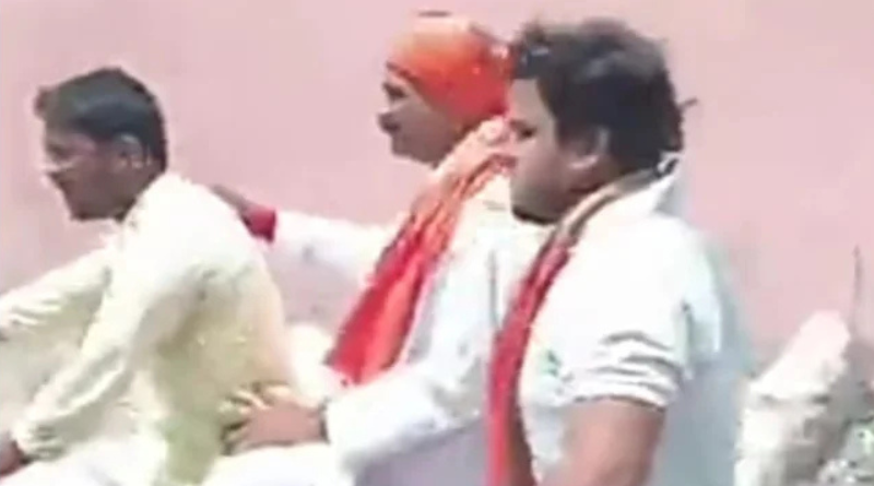 Villagers showed black flags to BJP candidate Gopal JI Thakur in Darbhanga.