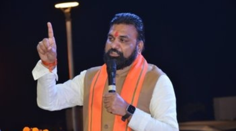 When will Lalu Prasad Yadav bring his five daughters into politics, says Samrat Choudhary.