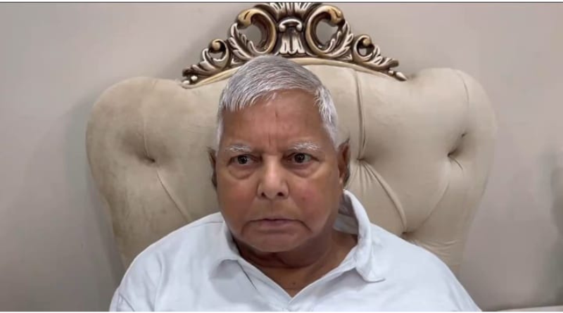 Lalu Yadav gave tasks to RJD workers for counting.