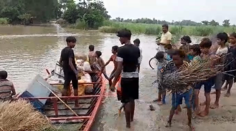Villages turned into islands in West Champaran.