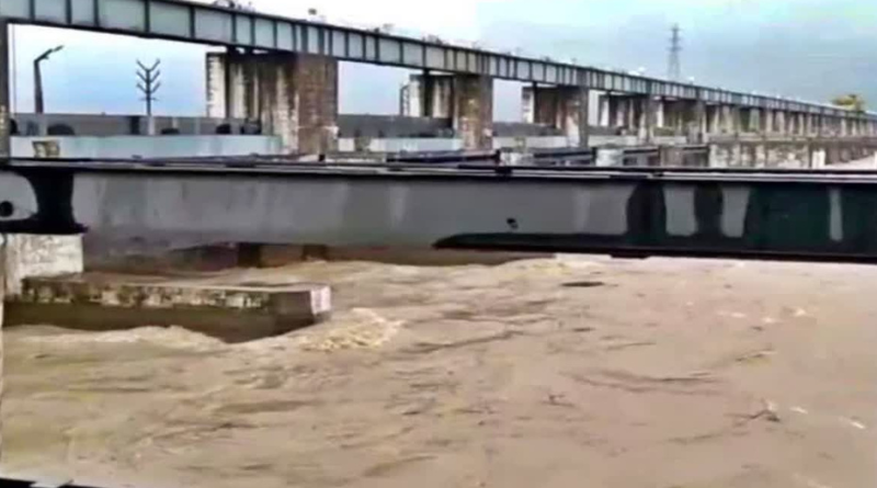 Flood threat in West Champaran and Gopalganj.