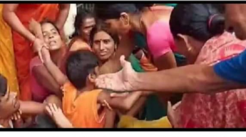 Seven people died, and 5 others were injured due to a stampede in Jehanabad.