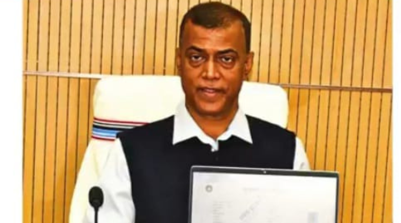 Joy for teachers, BSEB Chairman Anand Kishore declares the result for the 2nd Phase of Competency Tests.