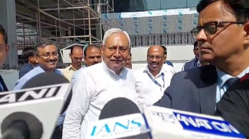 Nitish Kumar inspected the new terminal at Patna Airport, which will provide great facilities for passengers.