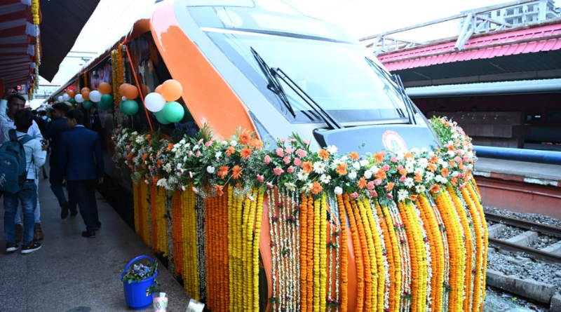Patliputra—Gorakhpur Vande Bharat Express, inaugurated by PM Modi, begins regular service on June 21.