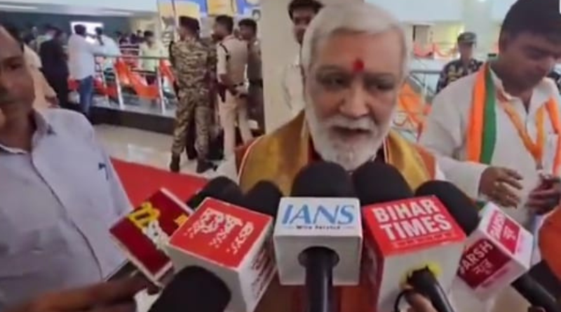 BJP’s Ashwini Choubey leaves Patna meeting after no seat on stage, clarifies exit.