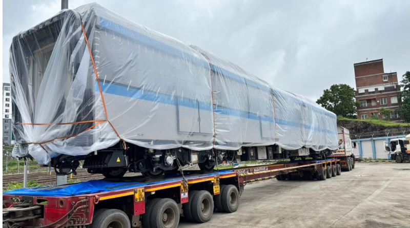 Patna Metro gets rolling: First 3 coaches arrive and trial run expected soon.