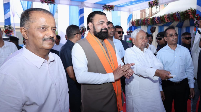 Nitish Kumar lays foundation for Rs. 766.73 crore urban development projects in Patna.