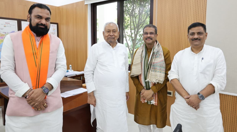 Dharmendra Pradhan met CM Nitish Kumar in Patna, NDA’s seat-sharing talk on a fast pace.