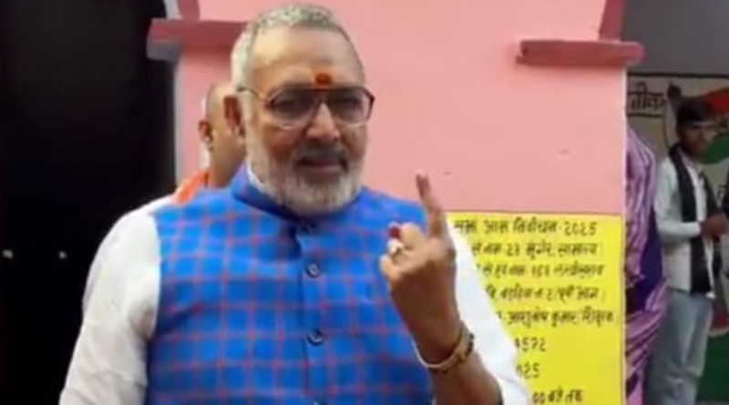Giriraj Singh, Rabri Devi, Khesari Lal Yadav and other cast their votes in the Bihar Assembly polls.