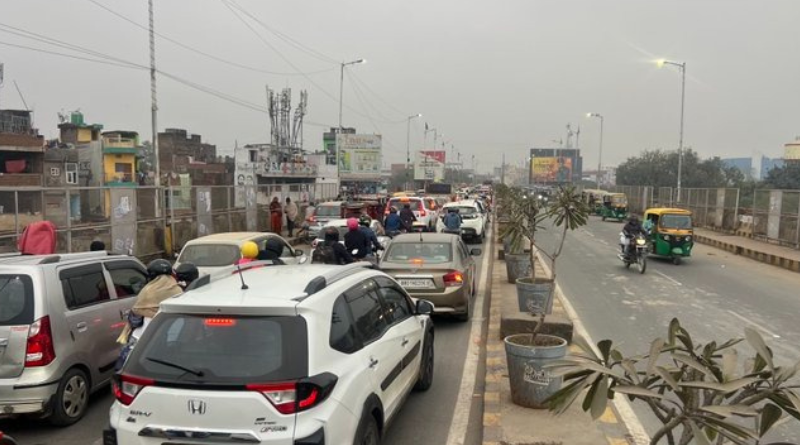 Patna is on high alert for the New Year, Saras Mela; auto and E-Rickshaws are banned around Gandhi Maidan.