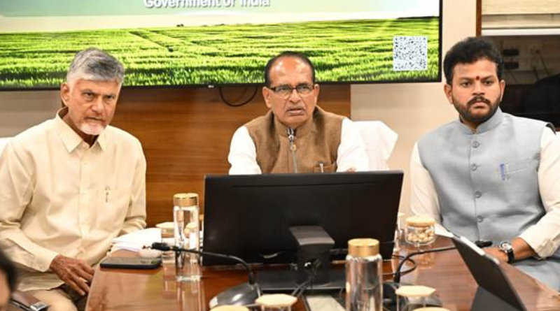 Chandrababu Naidu meets Union Agriculture Minister Shivraj Singh Chouhan; focus on crop diversification, value addition.