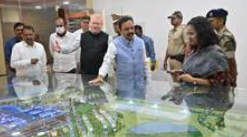 Odisha Chief Secretary reviews operations and expansion plans at Paradip Port.