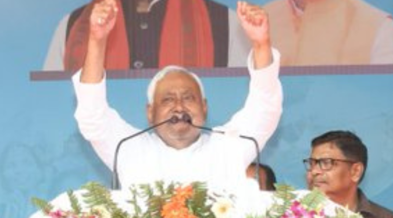 Nitish Kumar commenced the fourth phase of the Samriddhi Yatra from  Bhagalpur and inaugurated 88 projects.